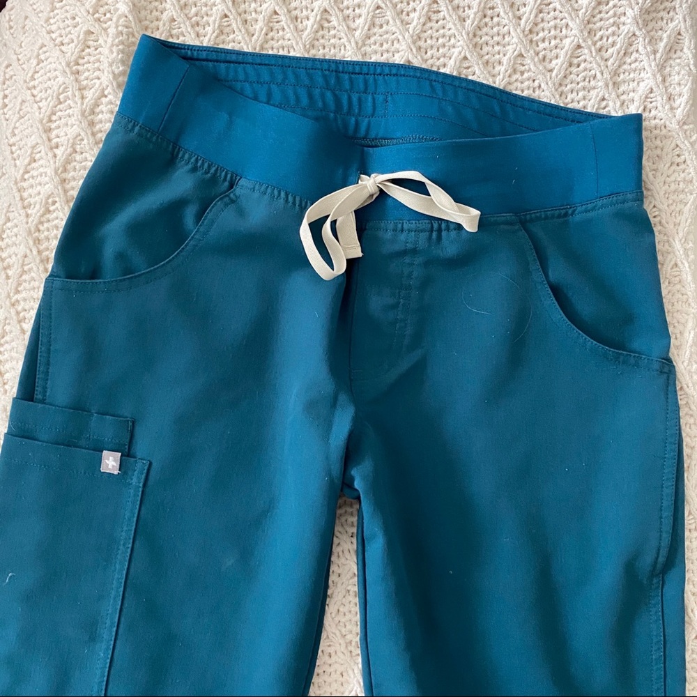 FIGS Caribbean blue Kade pants